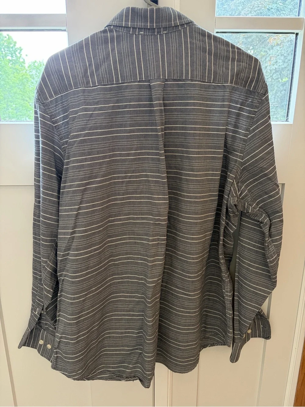 Banana Republic Gray White Striped Long-Sleeve Button Up Dress Shirt XL